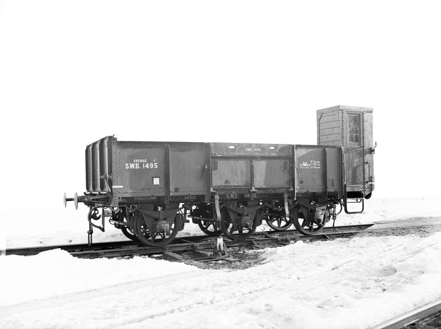 SWB M4.jpg