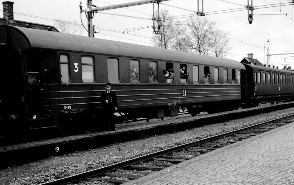 SJ Co8cs 3470.jpg